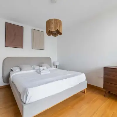 Appartement lumineux avec terrasse Courbevoie - 4P