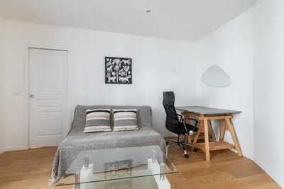 Un ou plusieurs lits dans un hébergement de l'établissement 2 pieces renovee a neuf Paris 5 - 4P