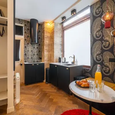 Studio Paris 15 Proche Tour Eiffel WiFi 2P
