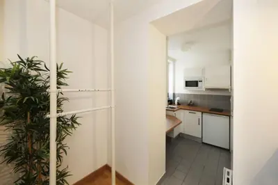 Cuisine ou kitchenette dans l'établissement 302 sejournez dans un studio de charme paris 5