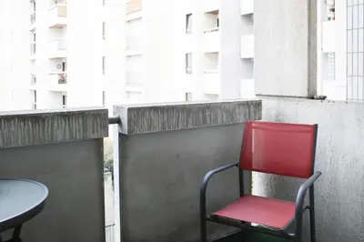 Coin salon dans l'établissement Bright apartment near Nation ideal stay