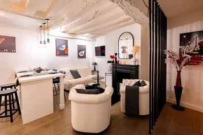 Coin salon dans l'établissement Artist apartment Latin Quarter
