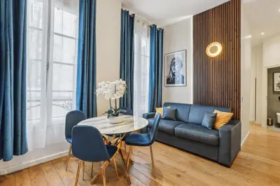 Coin salon dans l'établissement Prime Location - Orsay - Chic Apartment