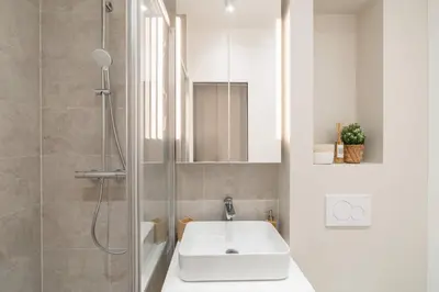 Salle de bains dans l'établissement Charmante Suite - LSP le Marais