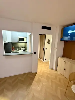 Cuisine ou kitchenette dans l'établissement la suite parisienne