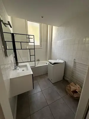 Salle de bains dans l'établissement Le Charme Alsacien