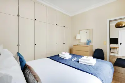 Un ou plusieurs lits dans un hébergement de l'établissement Superb apartment -1BR 4P- Musée d'Orsay Louvre