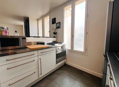 Cuisine ou kitchenette dans l'établissement Paris Arc Design