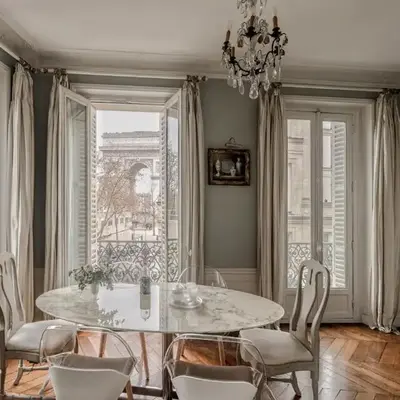 AC 3bds Apt with arc de triomphe view & terrace