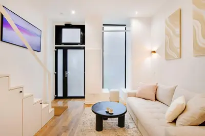 Coin salon dans l'établissement Magnificent apartment - 1BR 4P - Arts et Métiers