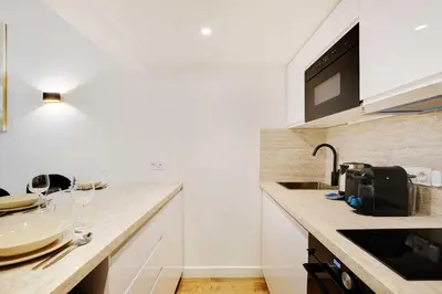 Cuisine ou kitchenette dans l'établissement Magnificent apartment - 1BR 4P - Arts et Métiers