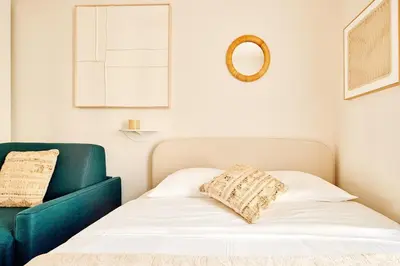 Un ou plusieurs lits dans un hébergement de l'établissement Modern flat in Levallois
