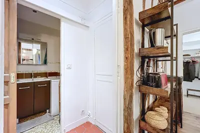 Plan de l'établissement Charmant 2 pièces proches Buttes-Chaumont
