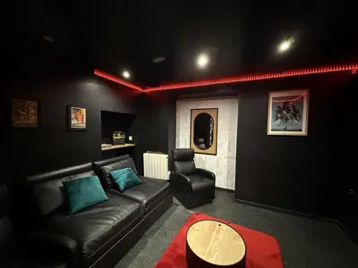Coin salon dans l'établissement Urban Flat 80 - Paris Cinema Flat Sebastopol