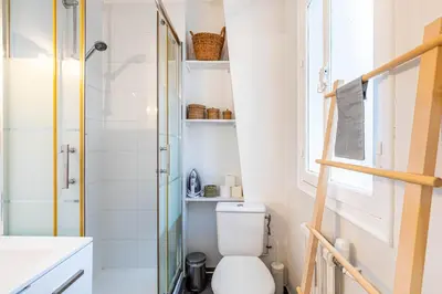 Salle de bains dans l'établissement GuestReady - Cosy studio for 2 - Exhibition Centre