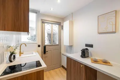 Cuisine ou kitchenette dans l'établissement Stunning studio - Montparnasse