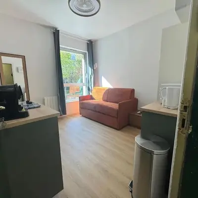 New studio apartment hotel Palais des Congrès 11
