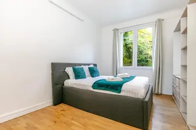 Un ou plusieurs lits dans un hébergement de l'établissement T2 Paris 19ème Buttes Chaumont - II