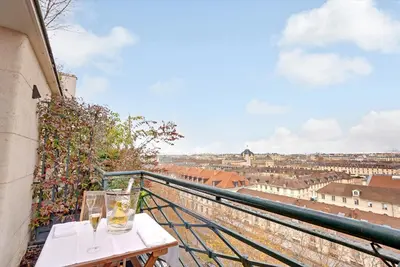 Balcon ou terrasse dans l'établissement Tour Effeil - Unesco