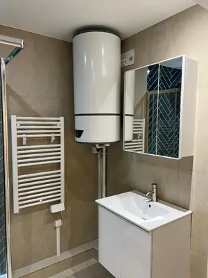 Salle de bains dans l'établissement Apartment elegant and modern fully equipped near Paris