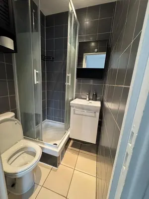 Salle de bains dans l'établissement Paris 19 Cozy Stay