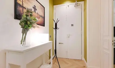 Plan de l'établissement Magnifique Appartement - 3 BR-Arc de Triomphe