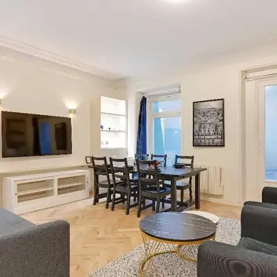 Magnifique Appartement - 3 BR-Arc de Triomphe