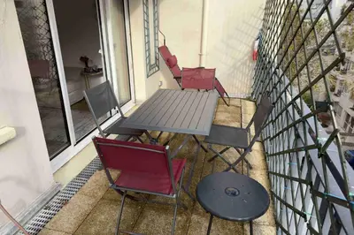 Plan de l'établissement Appartement avec terrasse près des Champs-Élysées