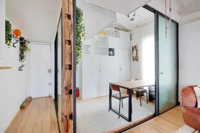 Plan de l'établissement Spacious apartment 2BR 4P – République