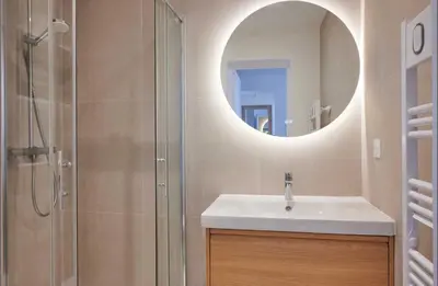 Salle de bains dans l'établissement Modern Apartement 1BR 2P - Abbesses