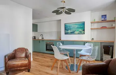 Cuisine ou kitchenette dans l'établissement Modern Apartement 1BR 2P - Abbesses