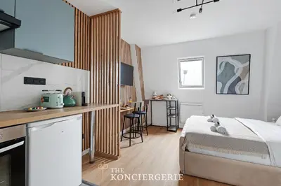Cuisine ou kitchenette dans l'établissement Studio Chic et Cosy - Boulevard Kellermann