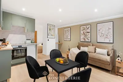 Cuisine ou kitchenette dans l'établissement Elegance parisienne au coeur de Paris - 4 personnes