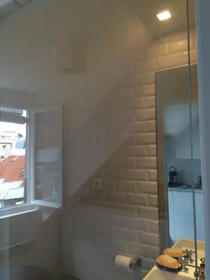 Salle de bains dans l'établissement Saint-Germain science po ascensur