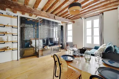 Plan de l'établissement Authentic apartment 1BR 4P Arts et Metiers