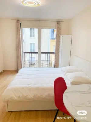 Un ou plusieurs lits dans un hébergement de l'établissement Studio entièrement rénové au cœur du Marais