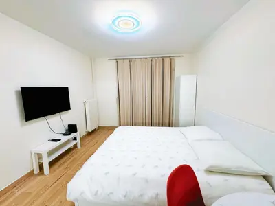 Télévision ou salle de divertissement dans l'établissement Studio entièrement rénové au cœur du Marais