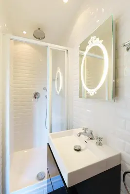 Salle de bains dans l'établissement Saint André des Arts