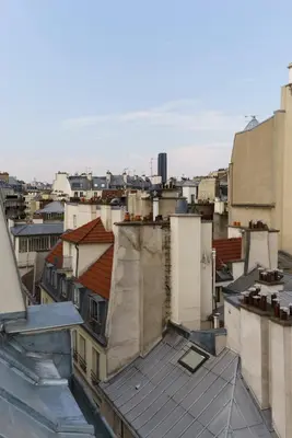 Vue générale sur Paris ou vue de la ville depuis l'appartement