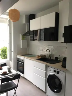 Cuisine ou kitchenette dans l'établissement Malakoff Petit Montrouge Beau Studio