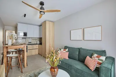 Cuisine ou kitchenette dans l'établissement Apartment in the heart of Paris - Marais