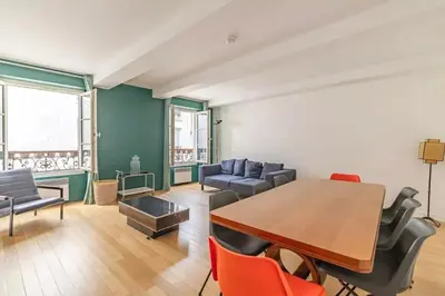 Coin salon dans l'établissement Charming apartment le Marais