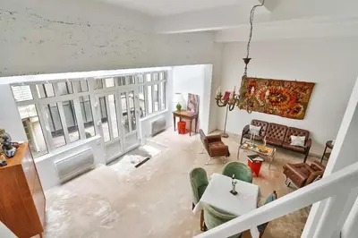 Coin salon dans l'établissement Spacious Apartment 1BR 2P – Auteuil