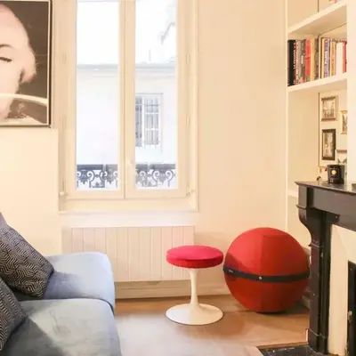 Bright and central studio for 4 in Paris