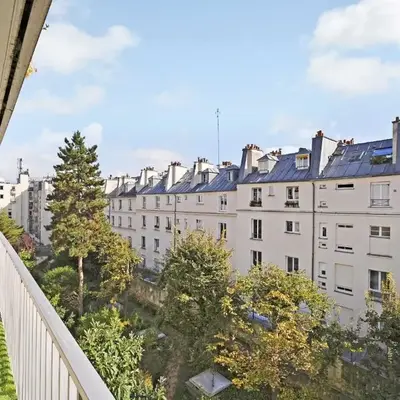 Spacious parisian apartment - 2BR 4P – République