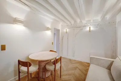 Plan de l'établissement Marais studio in city center