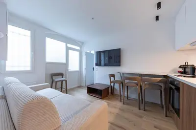 Cuisine ou kitchenette dans l'établissement Charming Apartment 4 stars near Montmartre & Metro