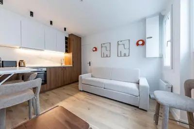 Cuisine ou kitchenette dans l'établissement Charming Apartment 4 stars near Montmartre & Metro