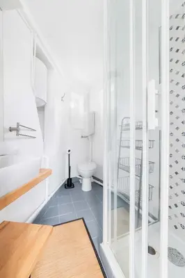 Salle de bains dans l'établissement Agreable studio coeur de paris - Paris 6 - 2P
