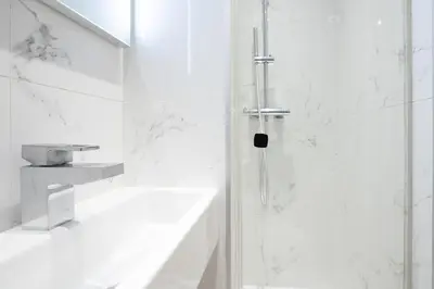 Salle de bains dans l'établissement Charmant appartement centre Paris 2 - 2P